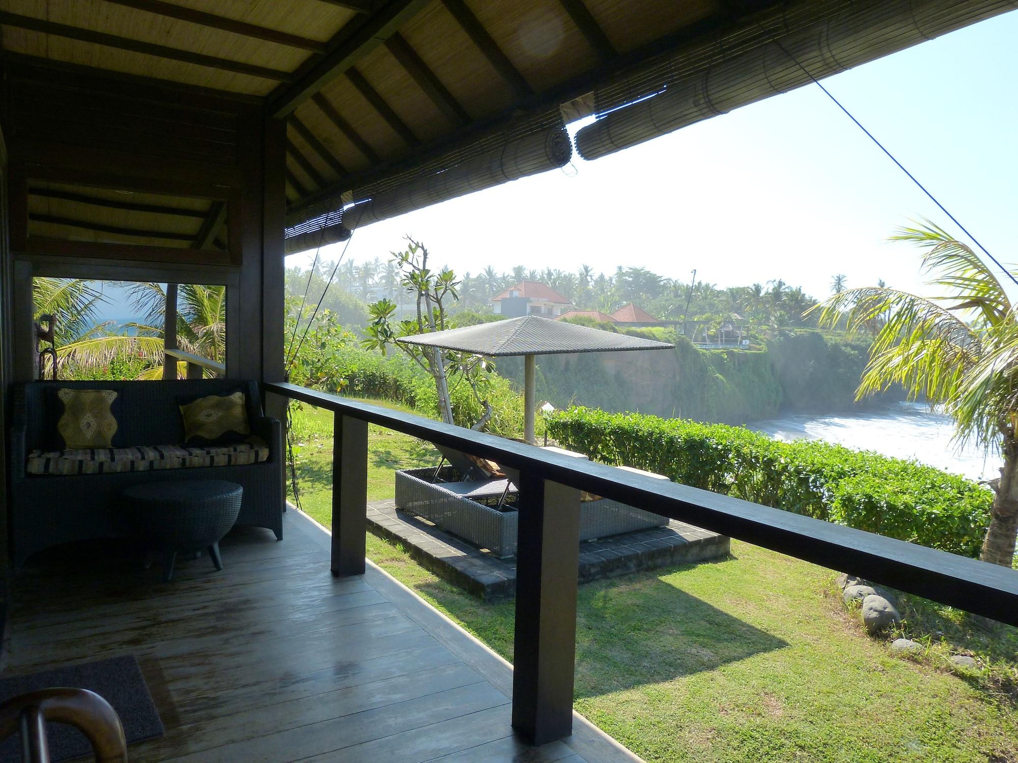 Gajah Mina Beach Resort Selemadeg  Extérieur photo