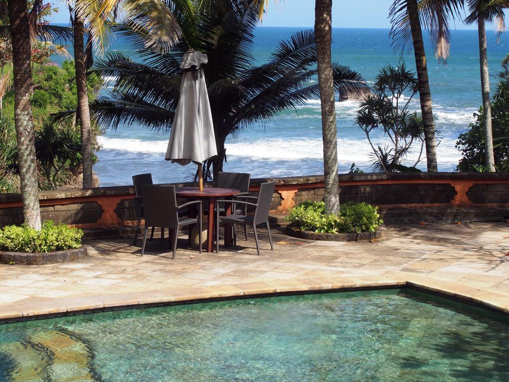 Gajah Mina Beach Resort Selemadeg  Extérieur photo