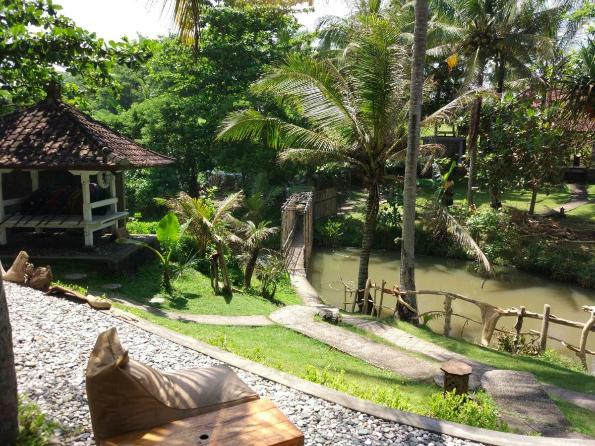 Gajah Mina Beach Resort Selemadeg  Extérieur photo